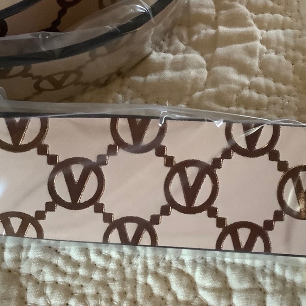 SOLD VALENTINO AUTHENTIC NEW WTAG MARIO VALENTINO GIUSY MONOGRAM LEATHER NUDE - Picture 7 of 10